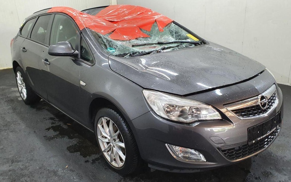 Opel Astra J von Taxi Tim